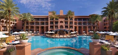 PIC-10-Fairmont-South-Pool